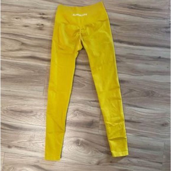 Alphalete Amplify Legging - Picture 2 of 5